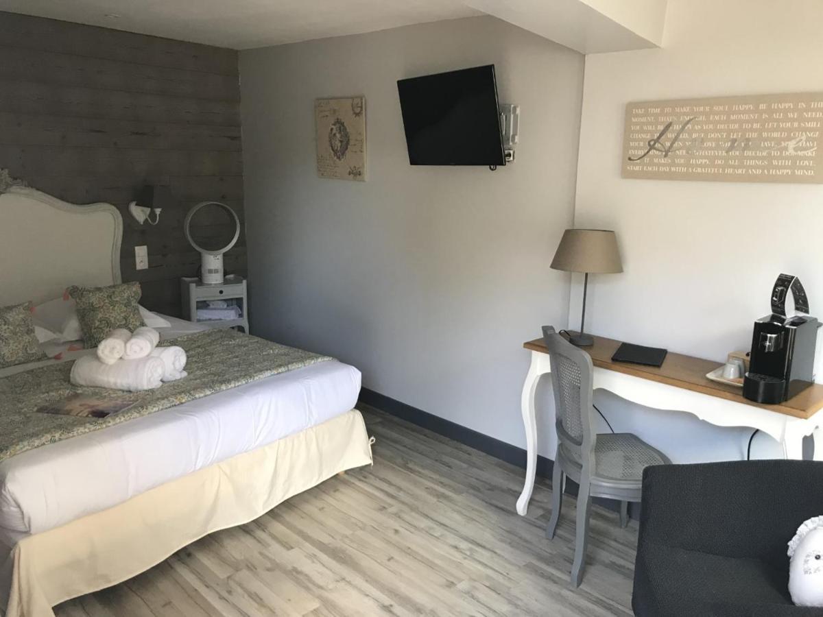 Hotel De Charme Le Sens 3*