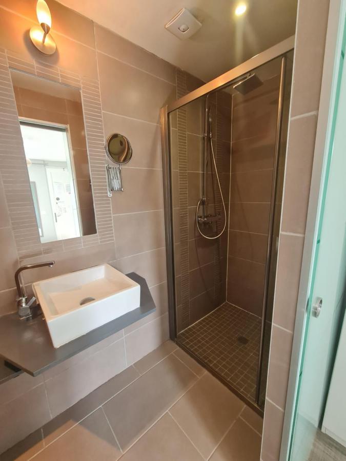 Hotel De Charme Le Sens 3*